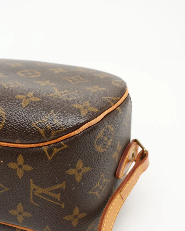 Louis Vuitton Monogram Blois Bag in Coated canvas from A Retro Tale, photo 6 of 9