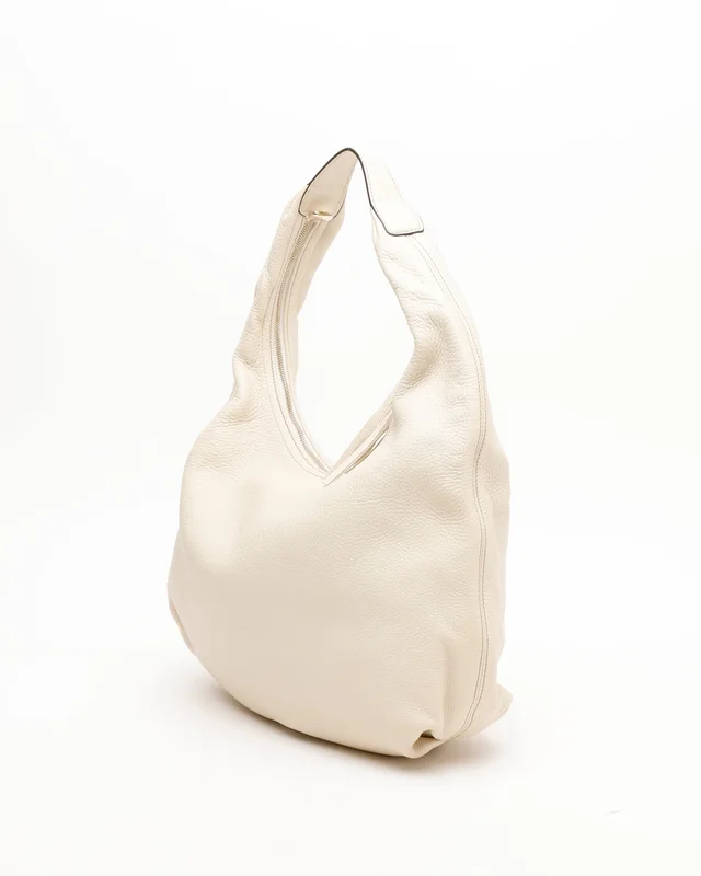 Gucci GG Soho Hobo Bag in Leather from A Retro Tale, photo 3 of 7