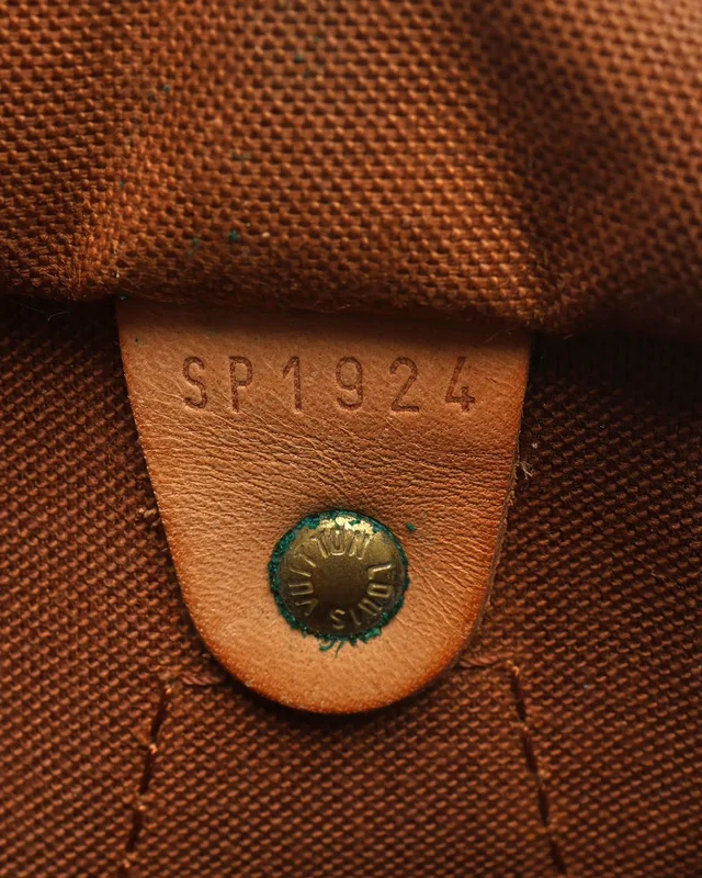 Louis Vuitton Monogram Speedy 35 Bag in Coated canvas from A Retro Tale, photo 7 of 10