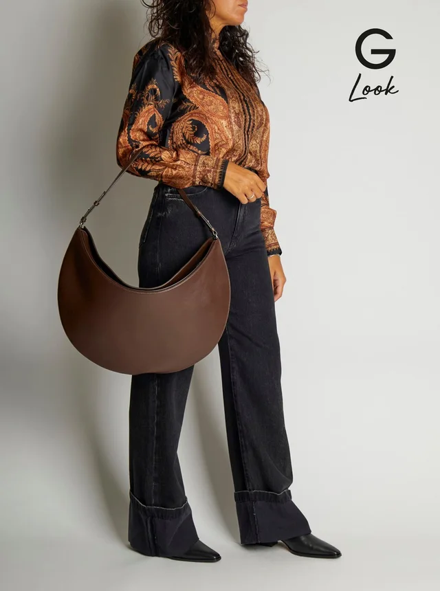 Jacquemus 'Le Calisso Rond Large' Brown Shoulder Bag with Adjustable Strap and Embossed Logo in Leather Woman in Brown 100% CALF, photo 12 of 12 from Gaudenzi Boutique