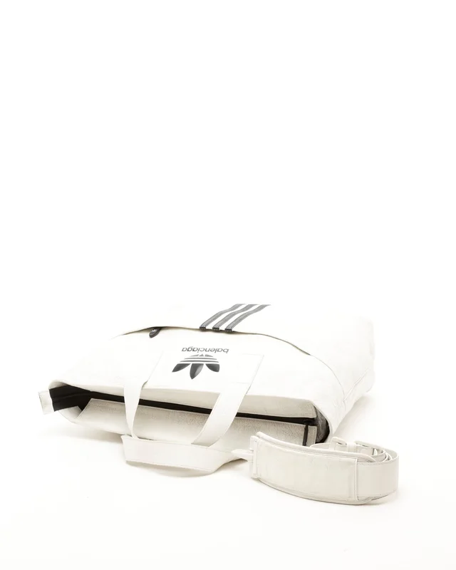 Balenciaga X Adidas North-South Tote Bag in Caviar leather from A Retro Tale, photo 6 of 10