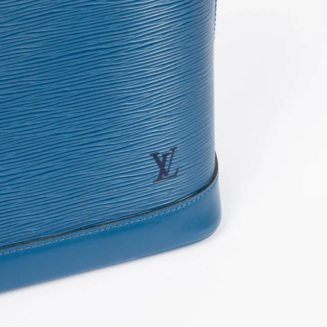 Louis Vuitton Toledo Blue Epi Alma PM Bag in Blue Leather from Labellov, photo 4 of 6
