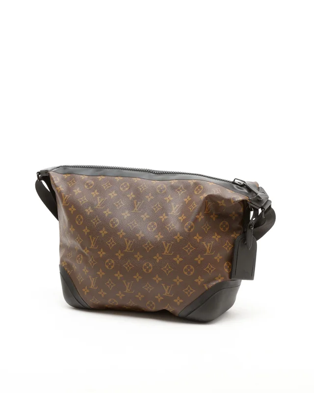 Louis Vuitton Messenger Voyage Waterproof Bag in Coated canvas from A Retro Tale, photo 3 of 7