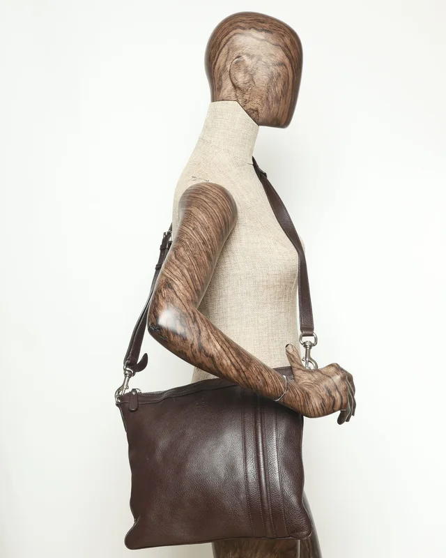 Gucci Soho Messenger Bag in Caviar leather from A Retro Tale, photo 8 of 8
