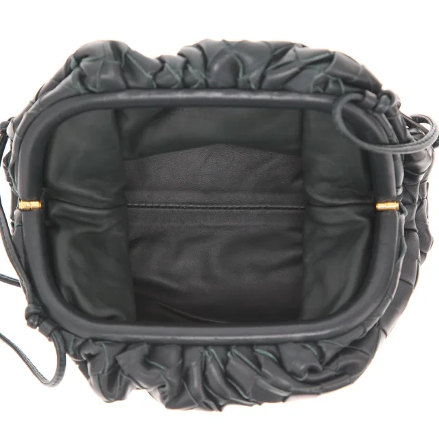 Bottega Veneta Mini Pouch shoulder bag in Green Woven leather from Collector Square, photo 5 of 5