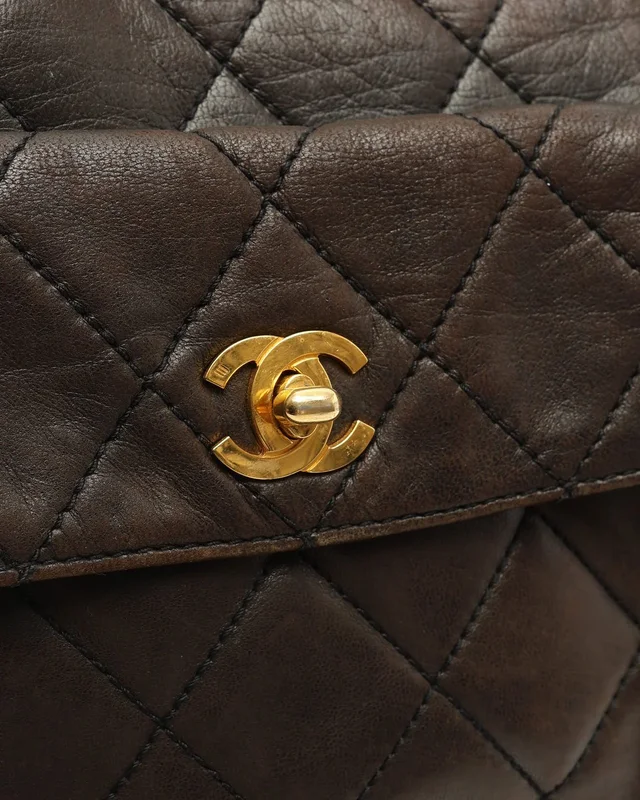 Chanel CC Vintage Tote Bag in Leather from A Retro Tale, photo 6 of 12
