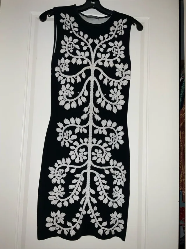 Alexander McQueen Sleeveless Black & White Dress in black|white from Poshmark