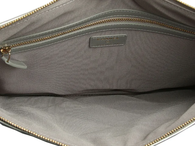 Chanel Large Metallic Silver Quilted Lambskin O Case in Silver Lambskin from Ann's Fabulous Finds, photo 8 of 9