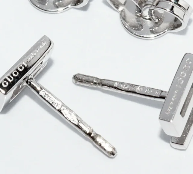 Gucci G Logo Au750 White Gold Earrings in Silver 18K White Gold (Au750) from LuxUness, photo 3 of 3