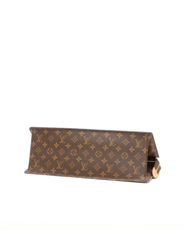 Louis Vuitton Monogram Sac Triangle Bag in Coated canvas from A Retro Tale, photo 4 of 11