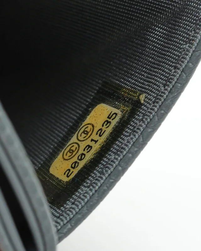 Chanel Coco Mark Caviar Card Holder in Caviar leather from A Retro Tale, photo 4 of 6