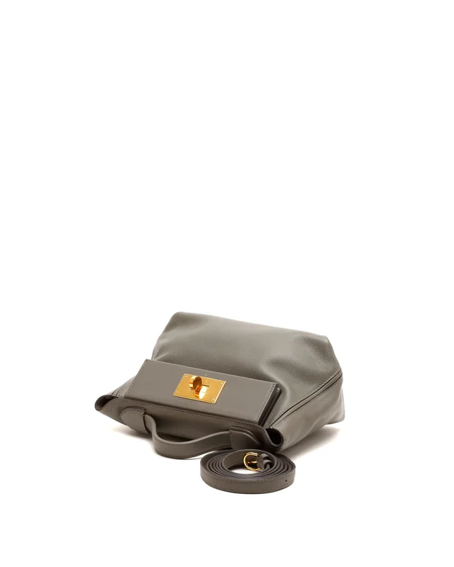 Hermès 24/ -21 Evergrain Bag in Leather from A Retro Tale, photo 4 of 11