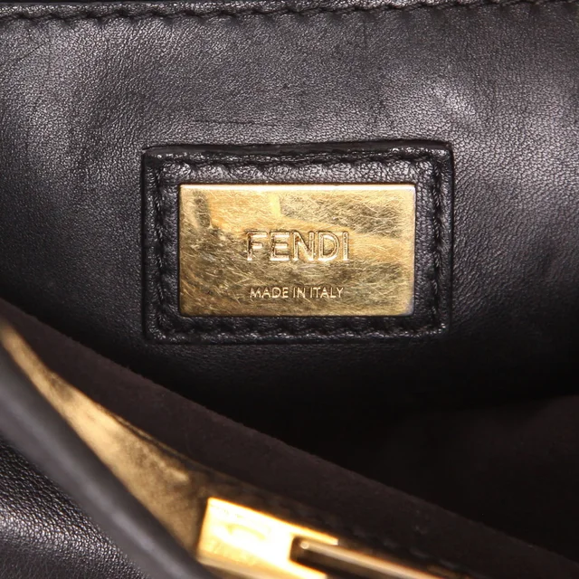 Fendi Peekaboo handbag in Black Leather from Collector Square, photo 3 of 5
