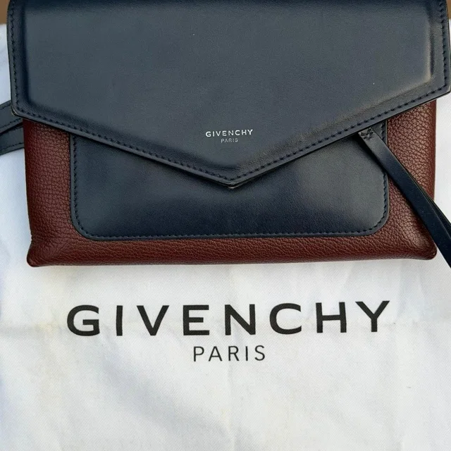 Givenchy Women's Crossbody bags - Navy/Burgundy in blue from Depop, photo 1 of 1