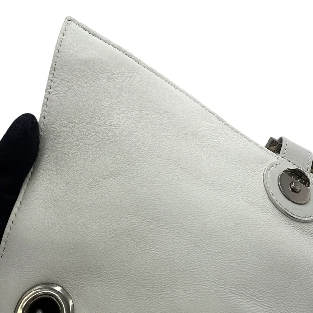 Balenciaga ChainShoulder Crash White716393210J09001 Leather Size Medium in Leather from GALLERY RARE, photo 11 of 17