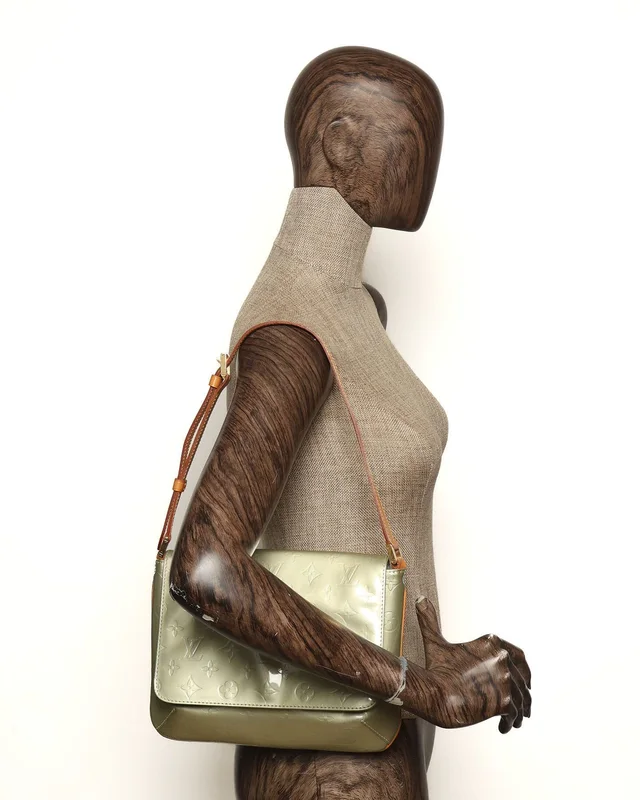 Louis Vuitton Vernis Thompson Street Messenger Bag in Leather from A Retro Tale, photo 10 of 10