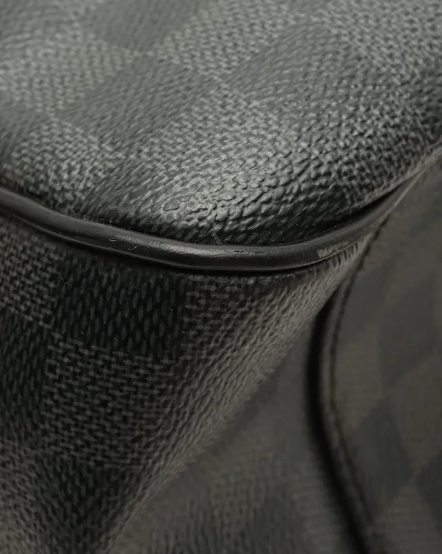 Louis Vuitton Damier Graphite Tadao Bag in Grey Canvas from A Retro Tale, photo 6 of 10