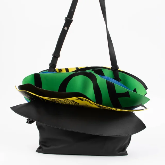 Loewe Medium Millefeuille Flamenco Clutch in Black Calfskin from Labellov, photo 4 of 8