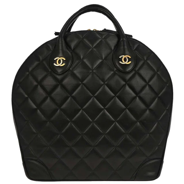 Chanel 1997-1999 Black Lambskin Paris Handbag in Black Lambskin from AMORE Vintage Tokyo