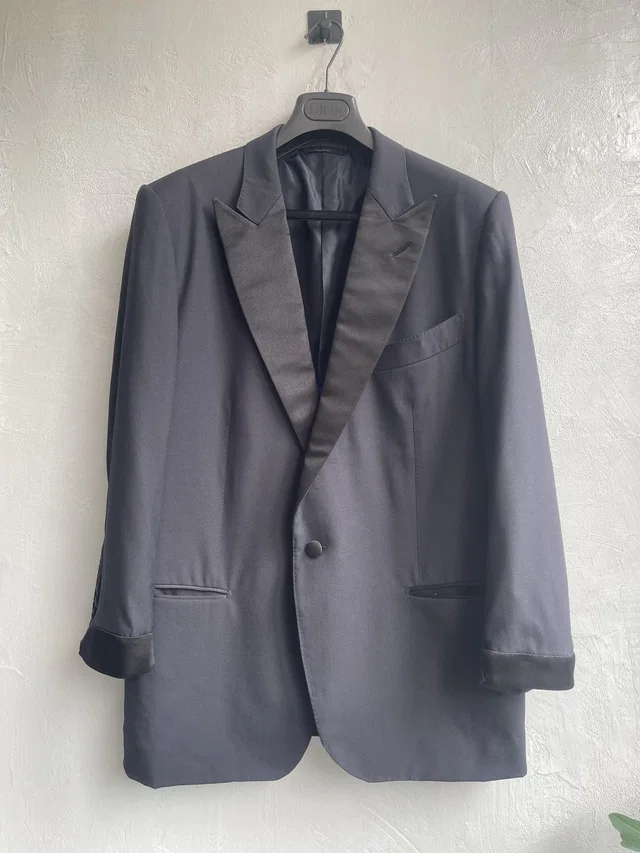 Tom Ford Classic Silk Tuxedo Blazer in black Silk from Grailed