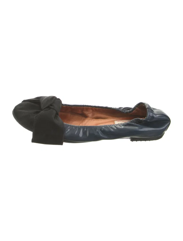 Lanvin Leather Ballet Flats in blue Leather from The RealReal