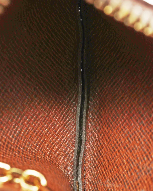 Louis Vuitton Monogram Coin Purse in Coated canvas from A Retro Tale, photo 5 of 12