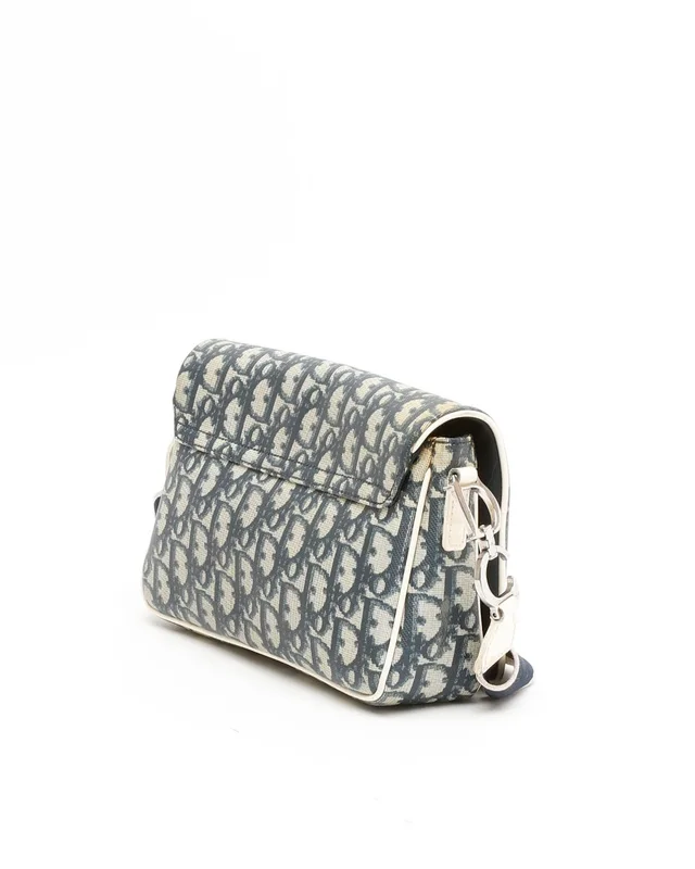 Dior Diorissimo Shoulder Bag in Canvas from A Retro Tale, photo 3 of 10