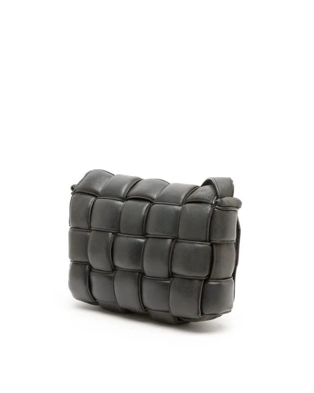 Bottega Veneta Padded Cassette Bag in Woven leather from A Retro Tale, photo 2 of 9