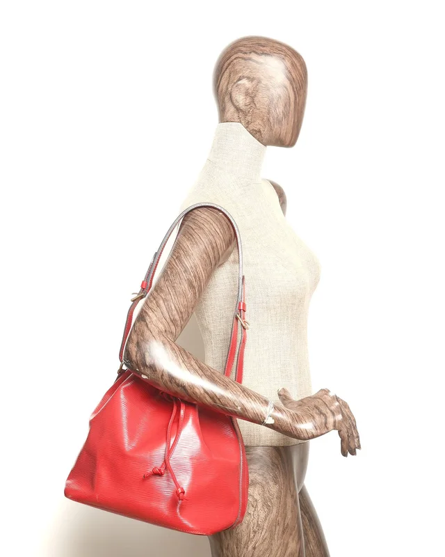 Louis Vuitton Epi Petit Noé Bag in Leather from A Retro Tale, photo 13 of 13