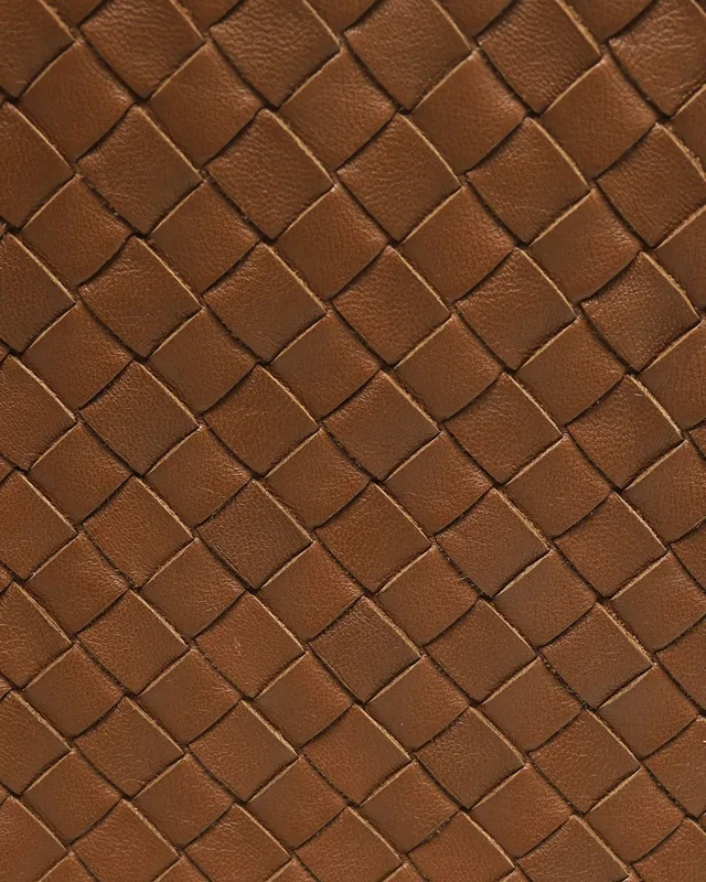 Bottega Veneta Medium Intrecciato Hobo Bag in Woven leather from A Retro Tale, photo 6 of 9