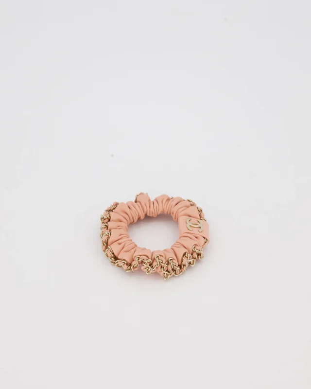Chanel Pink Leather Hair Scrunchie with Chain Trim Detail in Pink Leather from Sellier, photo 2 of 7