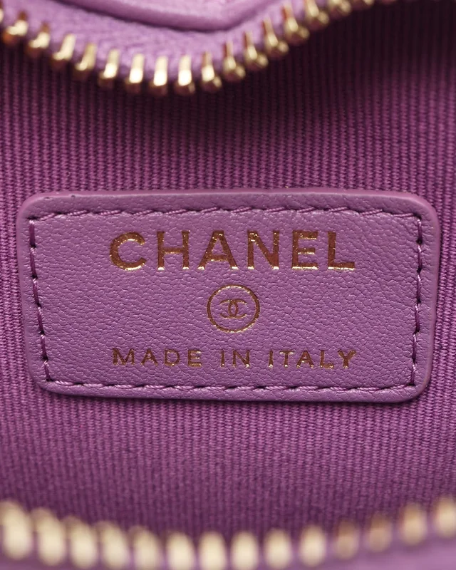 Chanel CC in Love Heart Belt Bag in Lambskin from A Retro Tale, photo 8 of 10