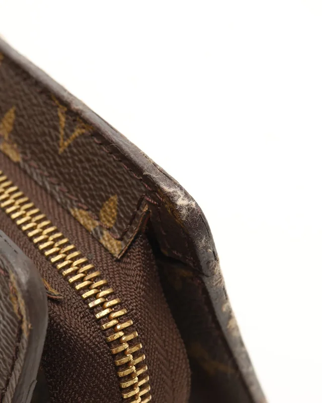 Louis Vuitton Monogram Sac Triangle Bag in Coated canvas from A Retro Tale, photo 6 of 11