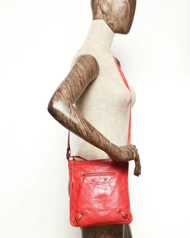 Balenciaga Motorcross Hip Crossbody Bag in Leather from A Retro Tale, photo 10 of 10