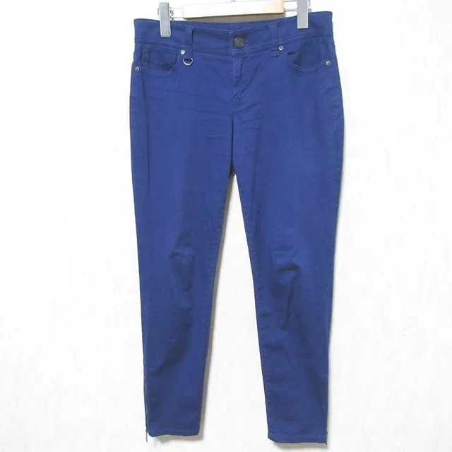 Burberry London Pants from LuxUness