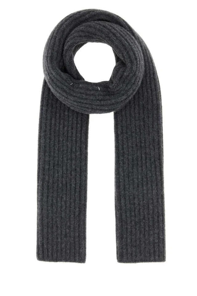 Maison Margiela Virgin Wool Scarf — Gray Scarfs in Grey Wool from HEWI