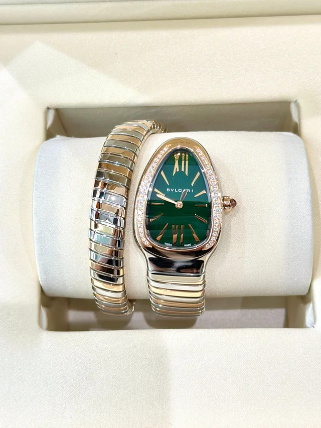 Bvlgari Serpenti Tubogas 35mm Diamond Watch 18K Gold & Steel in Gold from Luxury Promise, photo 2 of 4