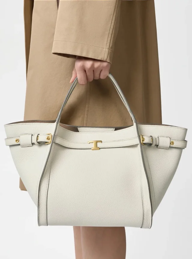 TOD'S White Medium Tote Bag with T Timeless Plaque on the Front and Adjustable and Removable Shoulder Strap in Leather Woman in White 100% Calf, photo 11 of 12 from Gaudenzi Boutique