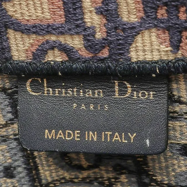 Dior Medium Oblique Book Tote Bag in Canvas from A Retro Tale, photo 7 of 9