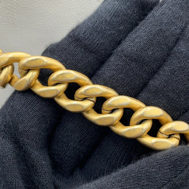 Chanel Stitch Pocket CCTote Bag WhiteAS5417 Caviar Leather in Caviar leather from GALLERY RARE, photo 13 of 19