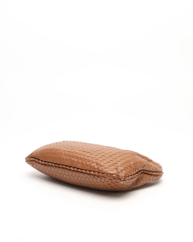 Bottega Veneta Medium Intrecciato Hobo Bag in Woven leather from A Retro Tale, photo 4 of 13