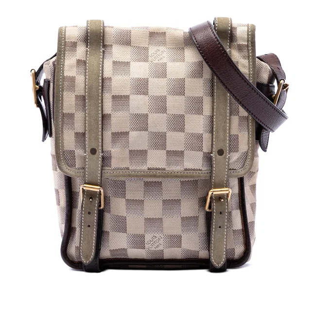 Beige Louis Vuitton Damier Lune Trotteur Messenger Bag in Beige Canvas from Designer Revival