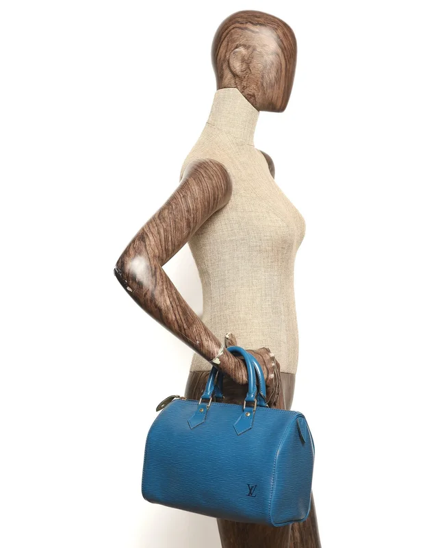 Louis Vuitton Epi Speedy 25 Bag in Leather from A Retro Tale, photo 8 of 8