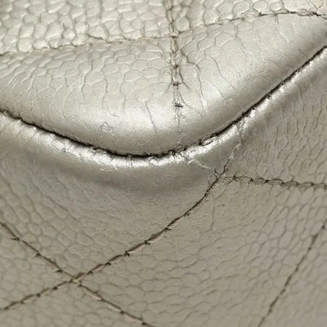 Chanel Classic Square Single Flap Bag in Leather from A Retro Tale, photo 6 of 10