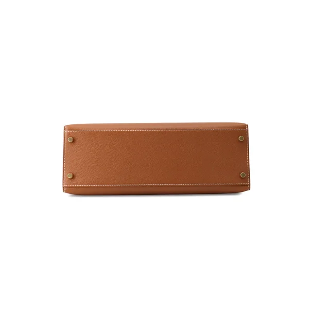 Hermès Kelly Sellier Gold Epsom Size 32 in Gold Epsom leather from GALLERY RARE, photo 3 of 18