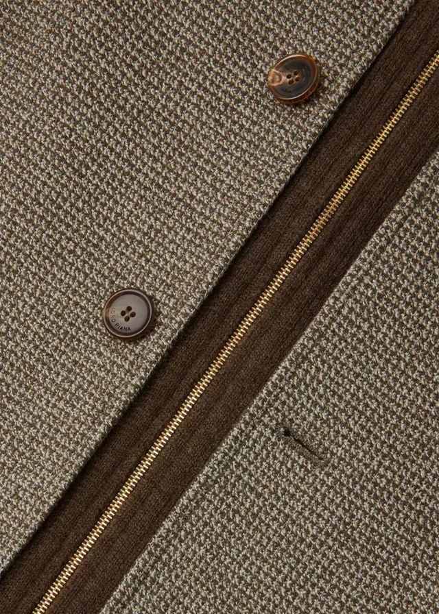 Loro Piana Spagna Mini Jacket in Virgin wool 100% Details: Single Row Buttons Description: The iconic Spagna jacket, first introduced in 1998, is reworked with a more fitted…, photo 3 of 8 from SENSER