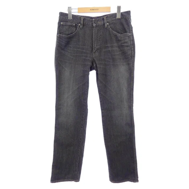 Burberry London Jeans from LuxUness