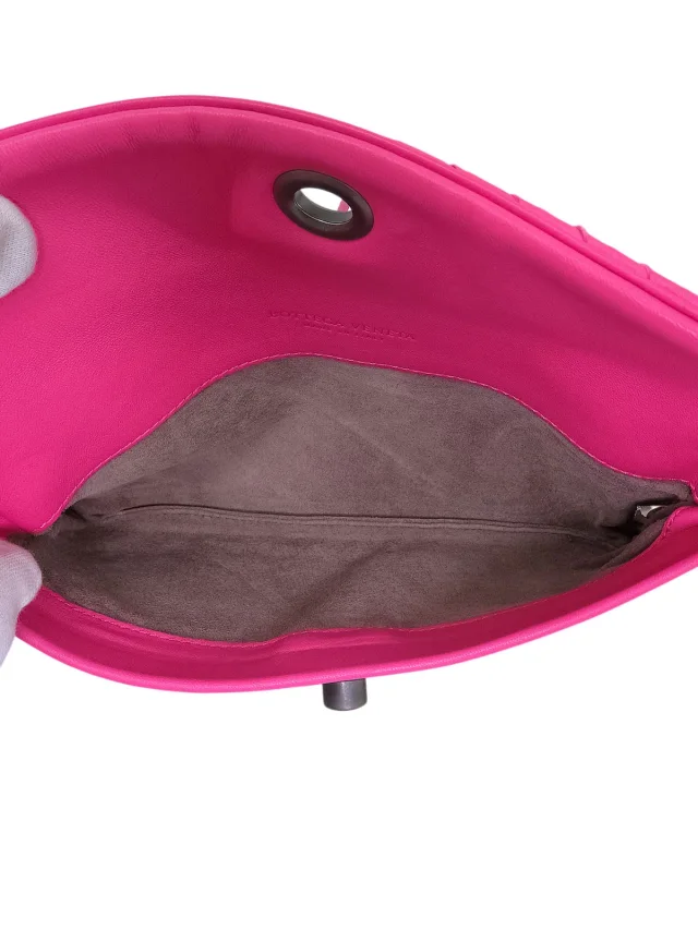 Bottega Veneta Intratech shoulder bag pink from VINTAGE QOO TOKYO, photo 5 of 10