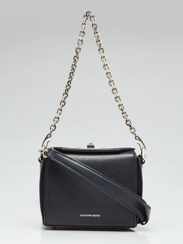 Alexander McQueen Dark Grey Grained Goatskin Leather 19 Box Crossbody Bag in Grey Goatskin from Yoogis