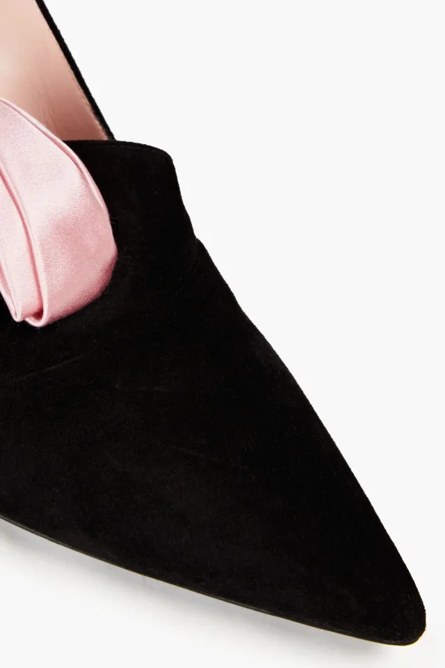 Roger Vivier Rose 'N Roll Appliquéd Suede Pumps, photo 4 of 4 from THE OUTNET